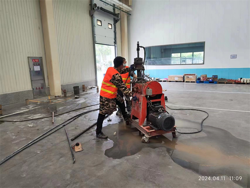 潘集厂房地面下沉塌陷注浆加固施工